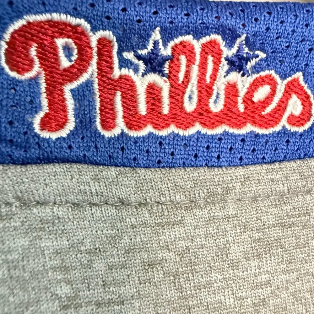 Vintage 90s Men's Medium Nike MLB Phillies Red Blue Baseball T-Shirt